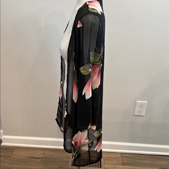 Heimish USA Small Open Front Black Pink Floral Sheer Kimono Cardigan - Picture 2 of 6
